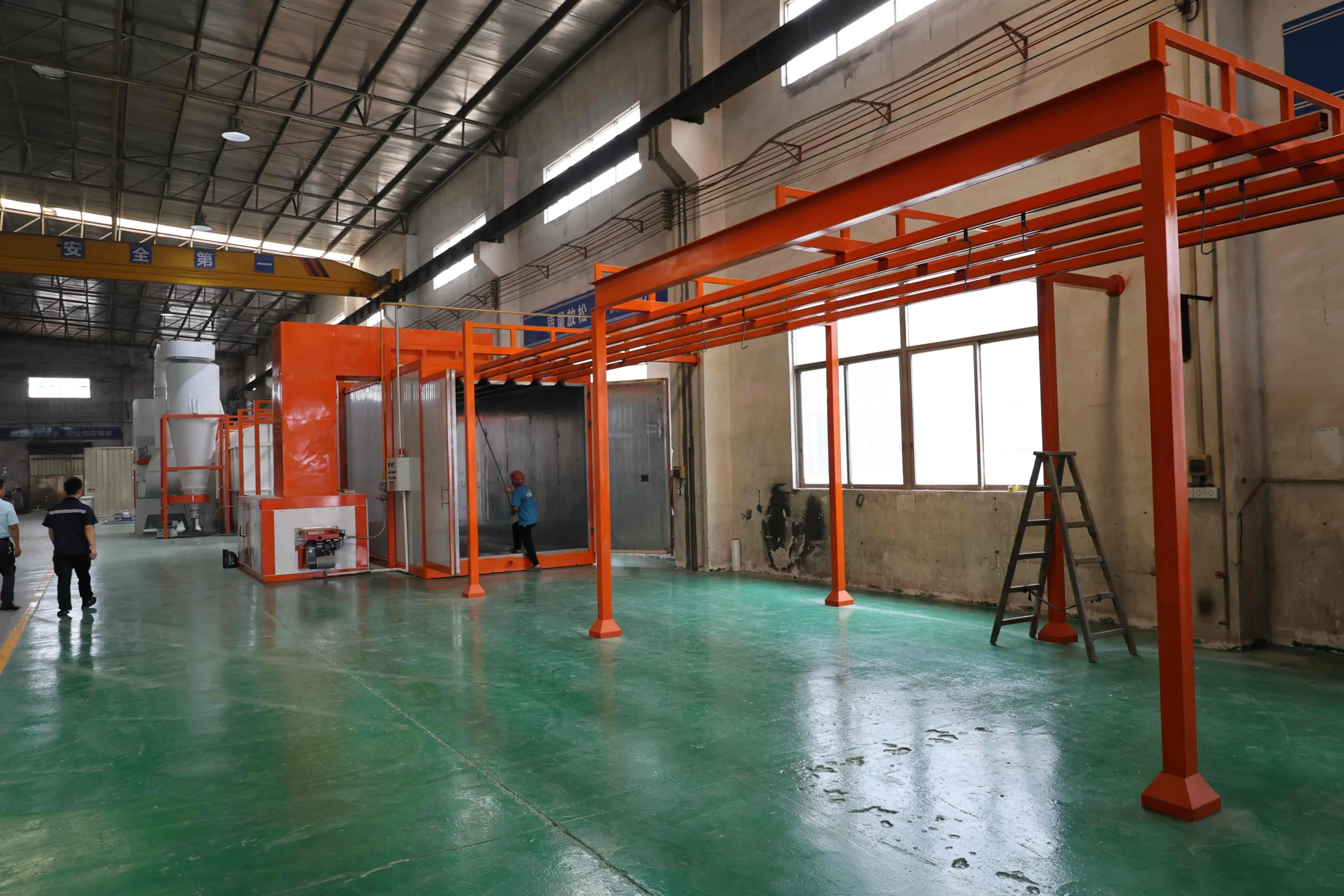 Semi-automatic conveyor coating system