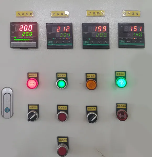 Electrostatic powder spray booth with multiple spray guns