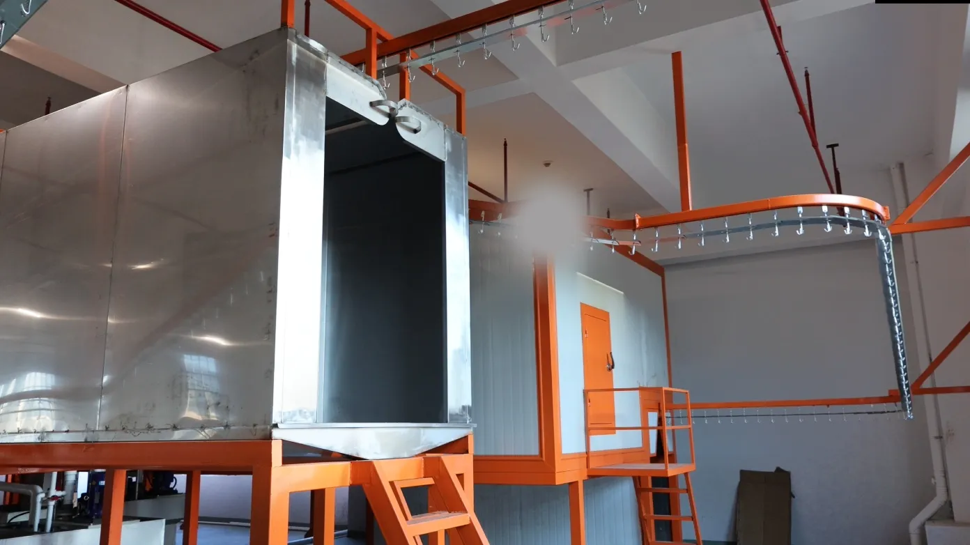Hardware manufacturing customer case