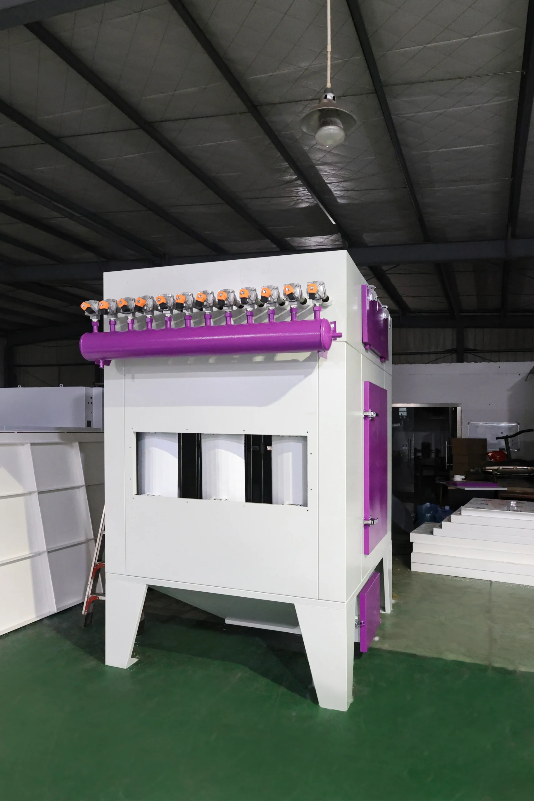 Industrial storage racks powder coating