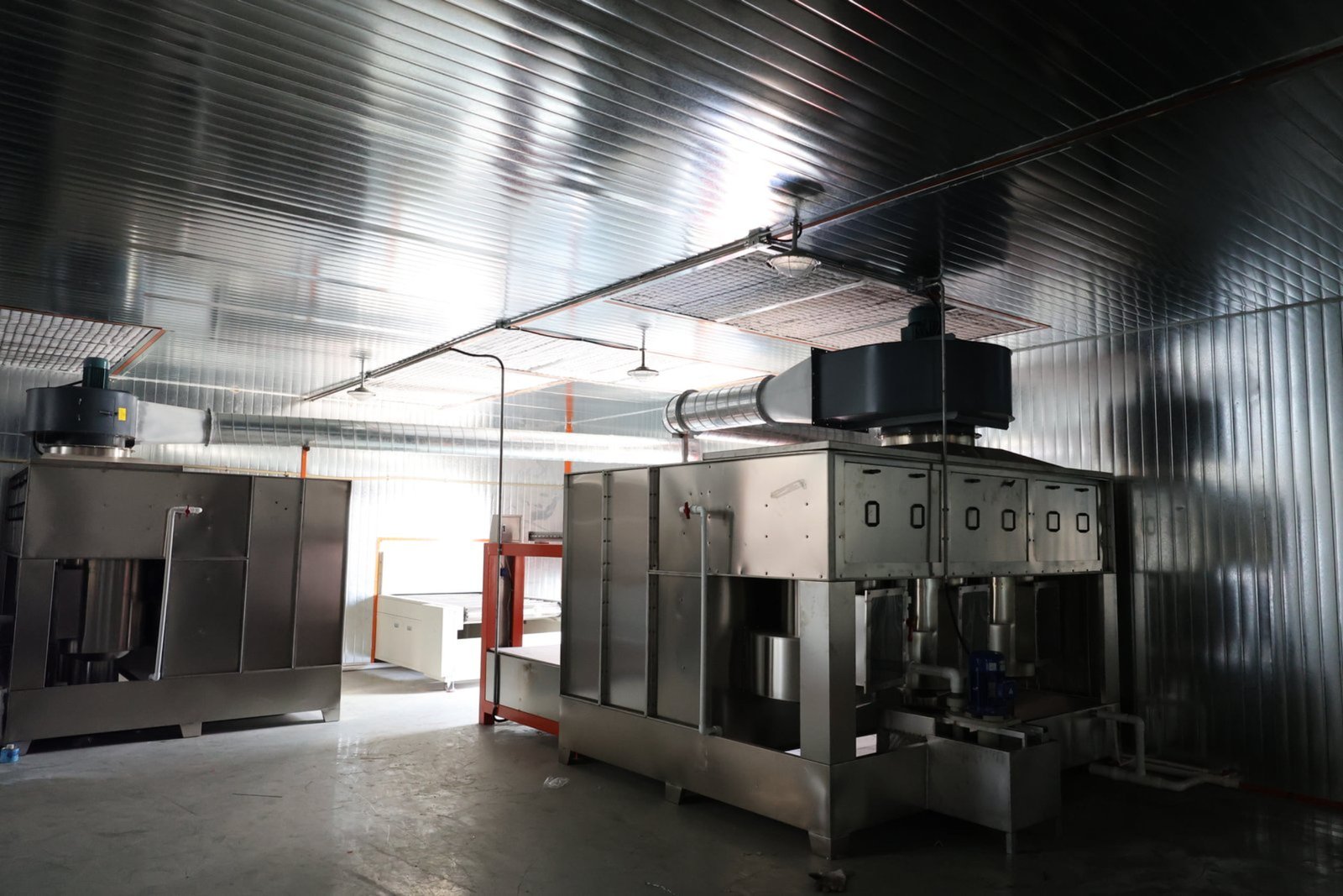 Powder coating conveyor system