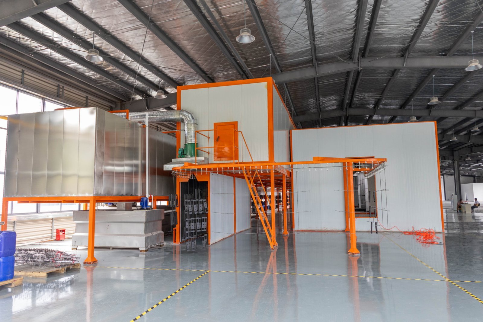 Building materials and structural metal components