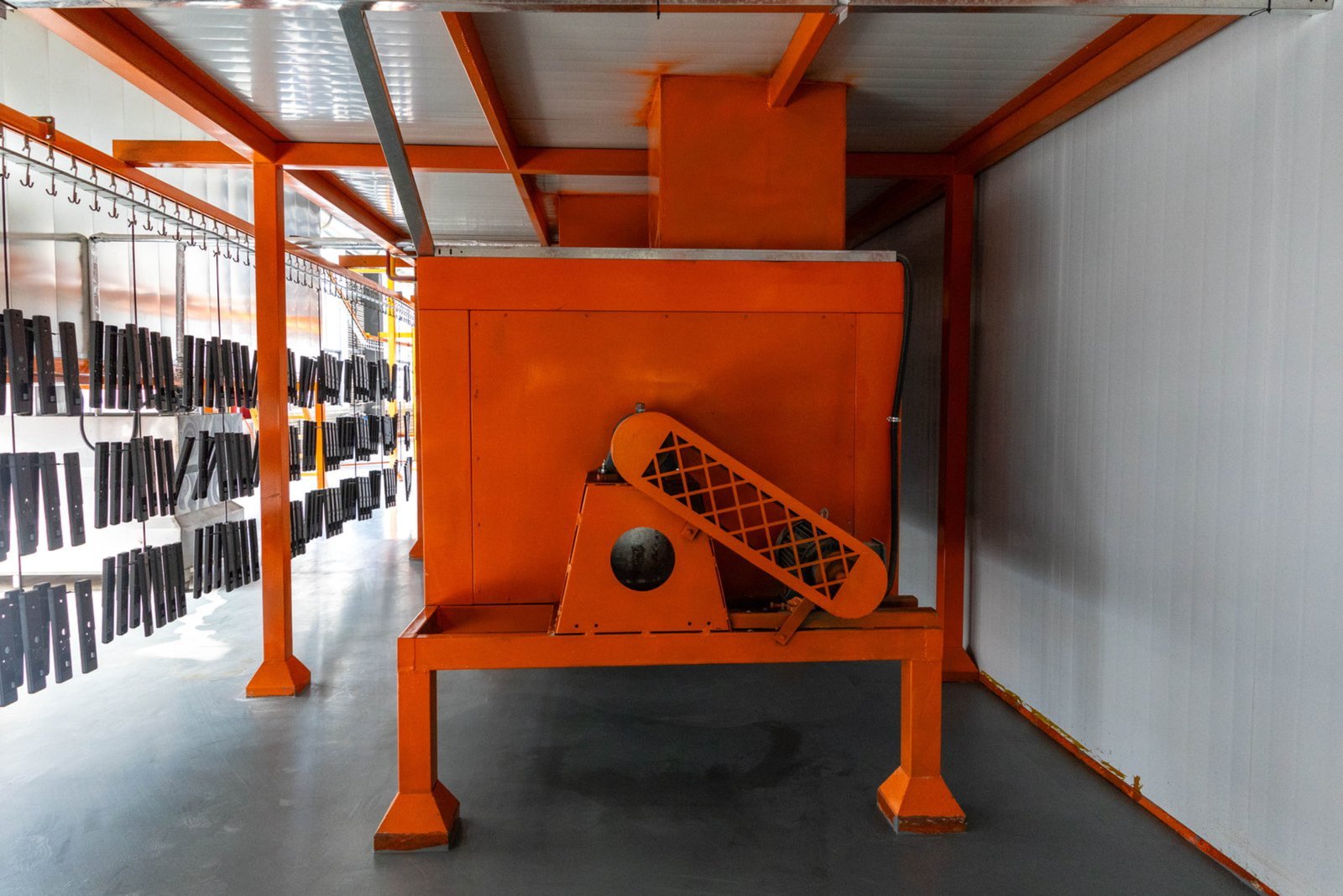 Compact electric powder coating curing oven footprint