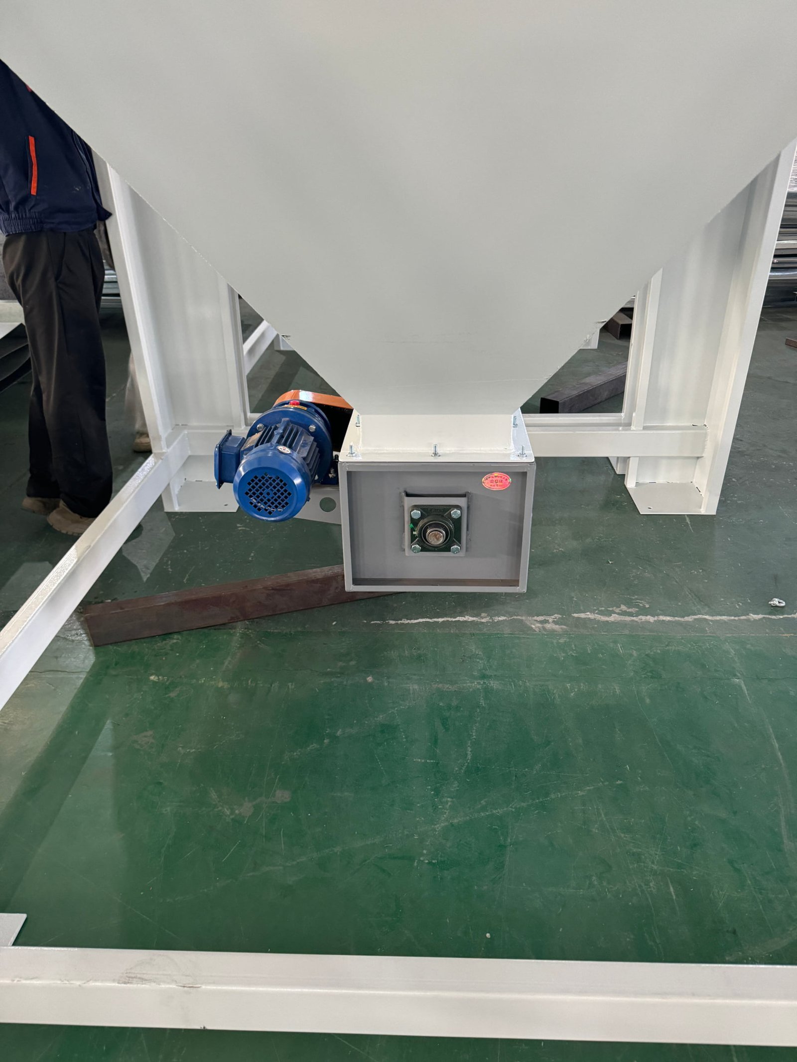 Installation complète de peinture en poudre pour usine Installation d'usine de poudrage professionnel avec intégration complète de la ligne de production