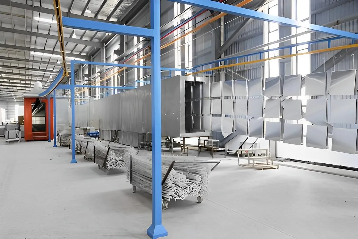 High volume aluminum ceiling powder coating production